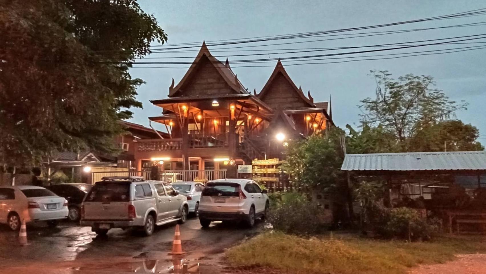 บ้านเรือนไทยมะลิเมืองเก่า Σουκοτάι Εξωτερικό φωτογραφία